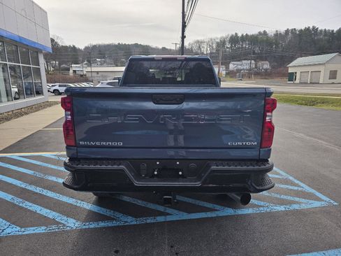 New 2026 Chevrolet Silverado 2500 Custom w/ Custom Value Package image 6