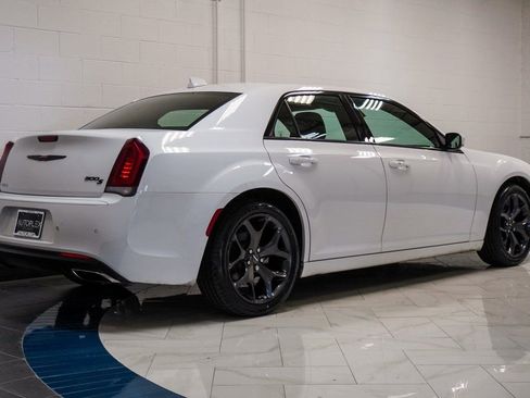Used 2023 Chrysler 300 S image 33