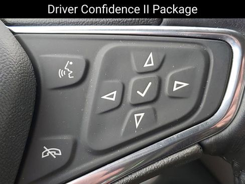 Used 2020 Chevrolet Equinox LT image 11