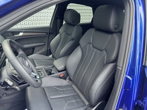 Certified 2024 Audi Q5 2.0T Premium Plus w/ Premium Plus Package image 10