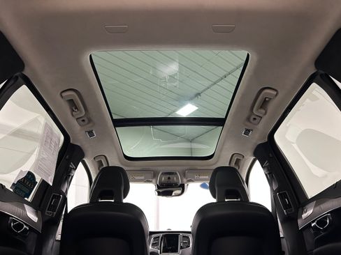 Used 2021 Volvo XC90 T8 Inscription AWD/4WD image 26