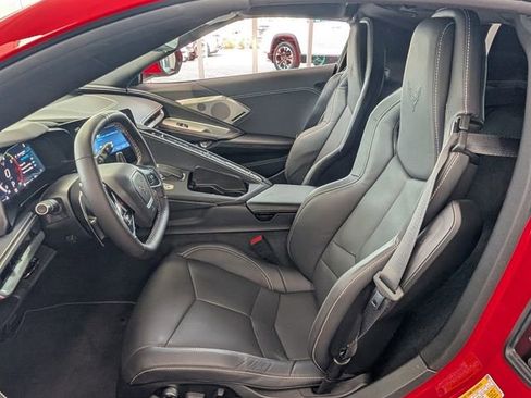 Used 2024 Chevrolet Corvette Stingray Preferred Cpe w/ Z51 Performance Package RWD image 5