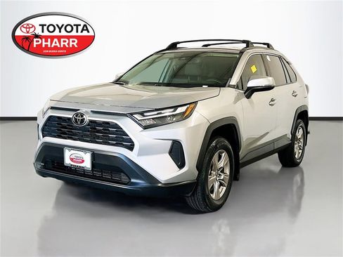 Used 2023 Toyota RAV4 XLE image 1