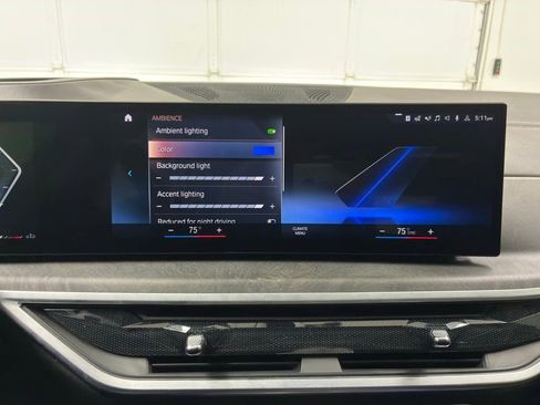 Used 2023 BMW X7 xDrive40i w/ Premium Package image 36