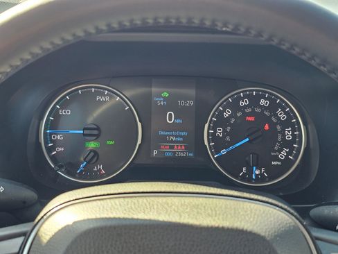 Used 2022 Toyota RAV4 XLE Premium image 22