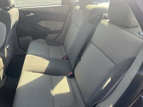 Used 2014 Ford Focus SE image 8
