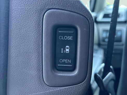 Used 2016 Honda Odyssey EX-L image 12