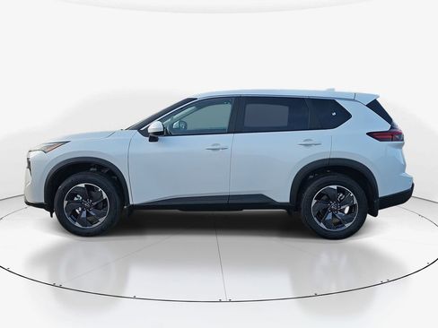 New 2026 Nissan Rogue SV FWD image 9