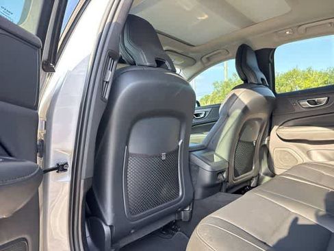 Used 2024 Volvo S60 B5 Core FWD image 16