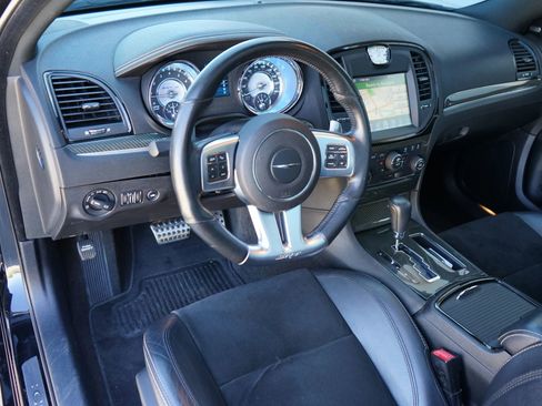 Used 2012 Chrysler 300 SRT8 image 19