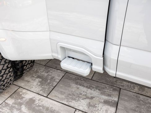 Used 2026 Ford F450 Platinum image 27