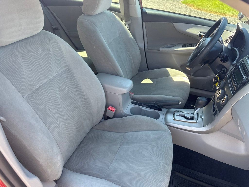 Used 2012 Toyota Corolla LE FWD image 24