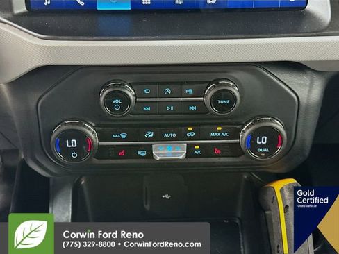 Used 2023 Ford Bronco Badlands image 20