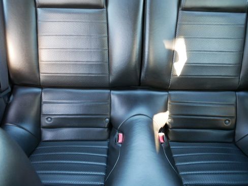 Used 2006 Ford Mustang GT image 13