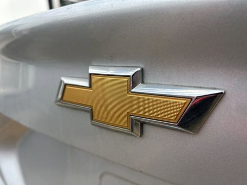 Used 2017 Chevrolet Cruze LS image 7