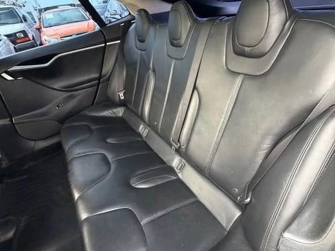 Used 2013 Tesla Model S RWD image 8