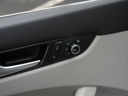 Used 2012 Volkswagen Passat 2.5 SE image 21