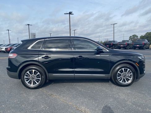 Used 2020 Lincoln Nautilus FWD w/ Equipment Group 101A image 8