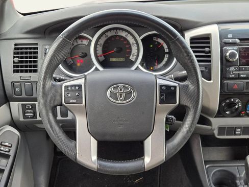Used 2012 Toyota Tacoma PreRunner w/ SR5 Pkg RWD image 19
