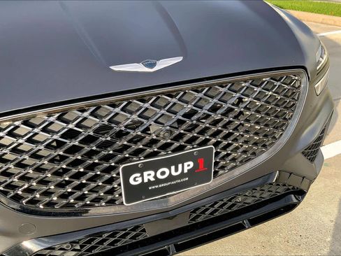 Used 2022 Genesis GV70 2.5T w/ Sport Prestige Package image 29