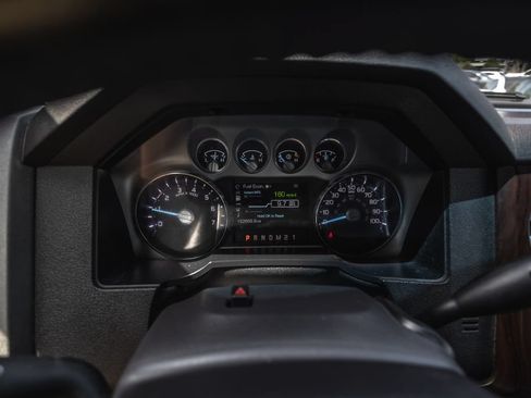 Used 2011 Ford F250 Lariat w/ FX4 4X4 Off-Road Pkg image 13