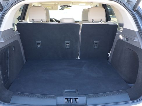 Used 2021 Lincoln Corsair Reserve w/ Equipment Group 201A image 31