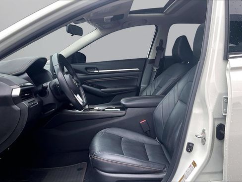 Used 2023 Nissan Altima 2.5 SR w/ SR Premium Package FWD image 22