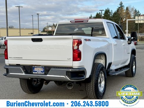 Used 2024 Chevrolet Silverado 2500 LT image 4
