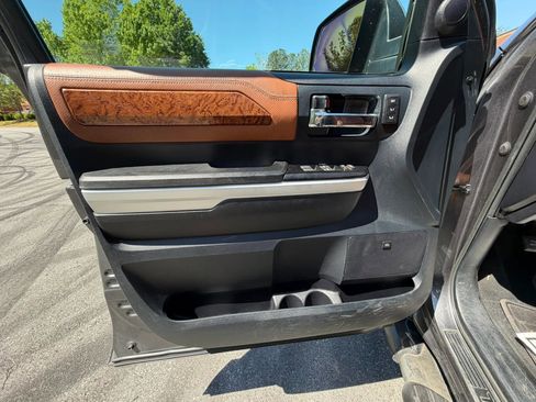 Used 2014 Toyota Tundra 1794 Edition image 16