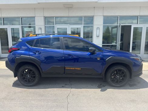 Used 2025 Subaru Crosstrek 2.5i Wilderness w/ Crosstrek Mirror Package AWD/4WD image 2