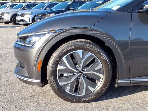 Certified 2023 Kia EV6 Light RWD image 15