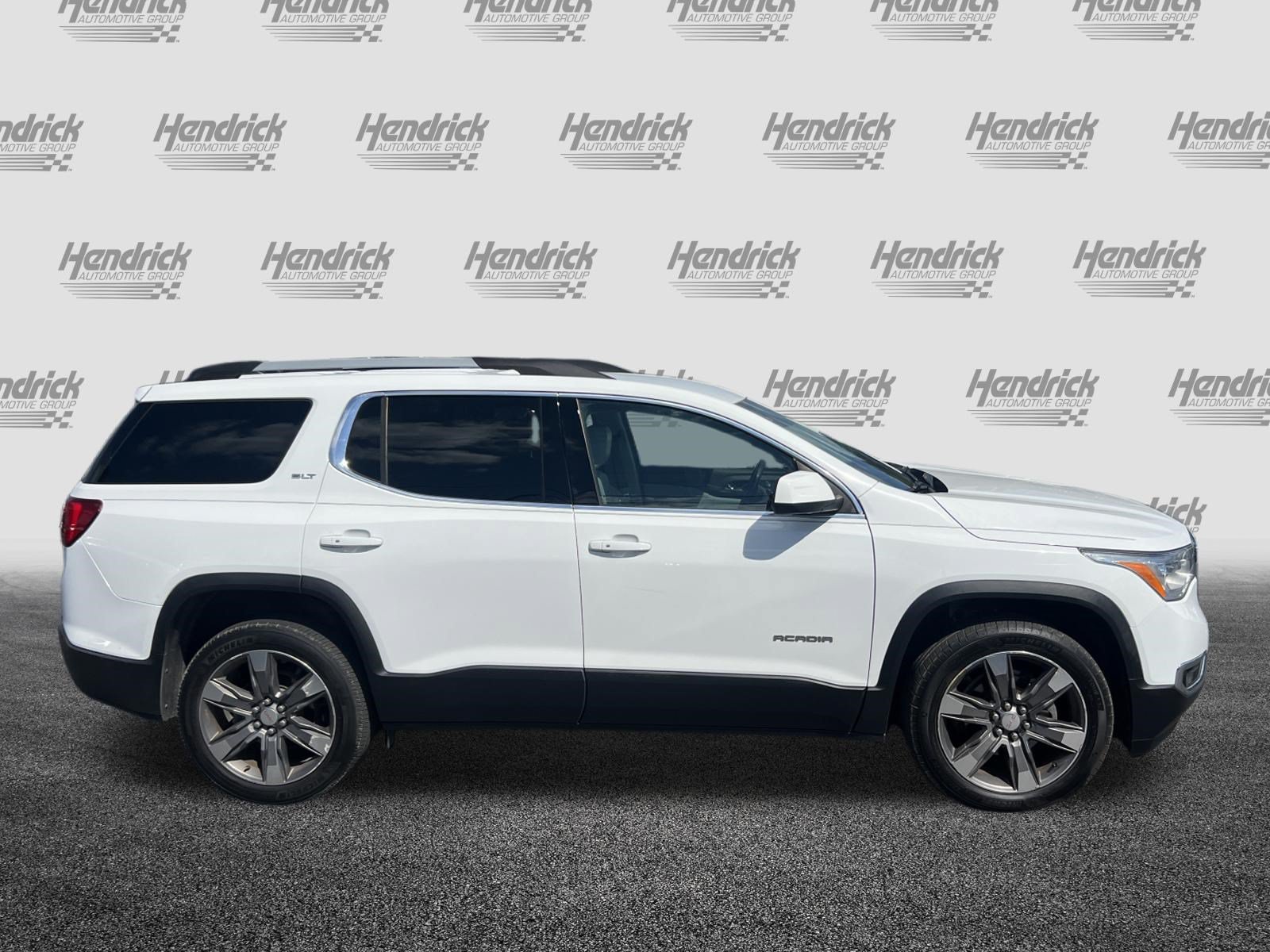 Used 2019 GMC Acadia SLT w/ LPO, Floor Liner Package FWD image 11