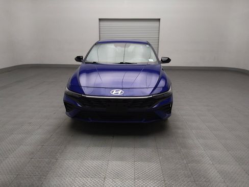 Used 2025 Hyundai Elantra Sport FWD image 15