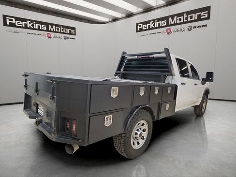 Used 2023 GMC Sierra 2500 Pro w/ Convenience Package image 8