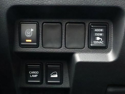 Used 2025 Nissan Frontier S w/ S Utility Package image 25