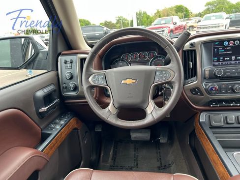 Certified 2017 Chevrolet Silverado 1500 High Country AWD/4WD image 27