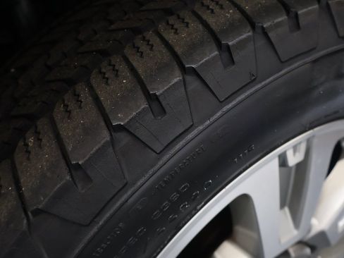 Used 2017 Toyota Tundra Platinum image 33