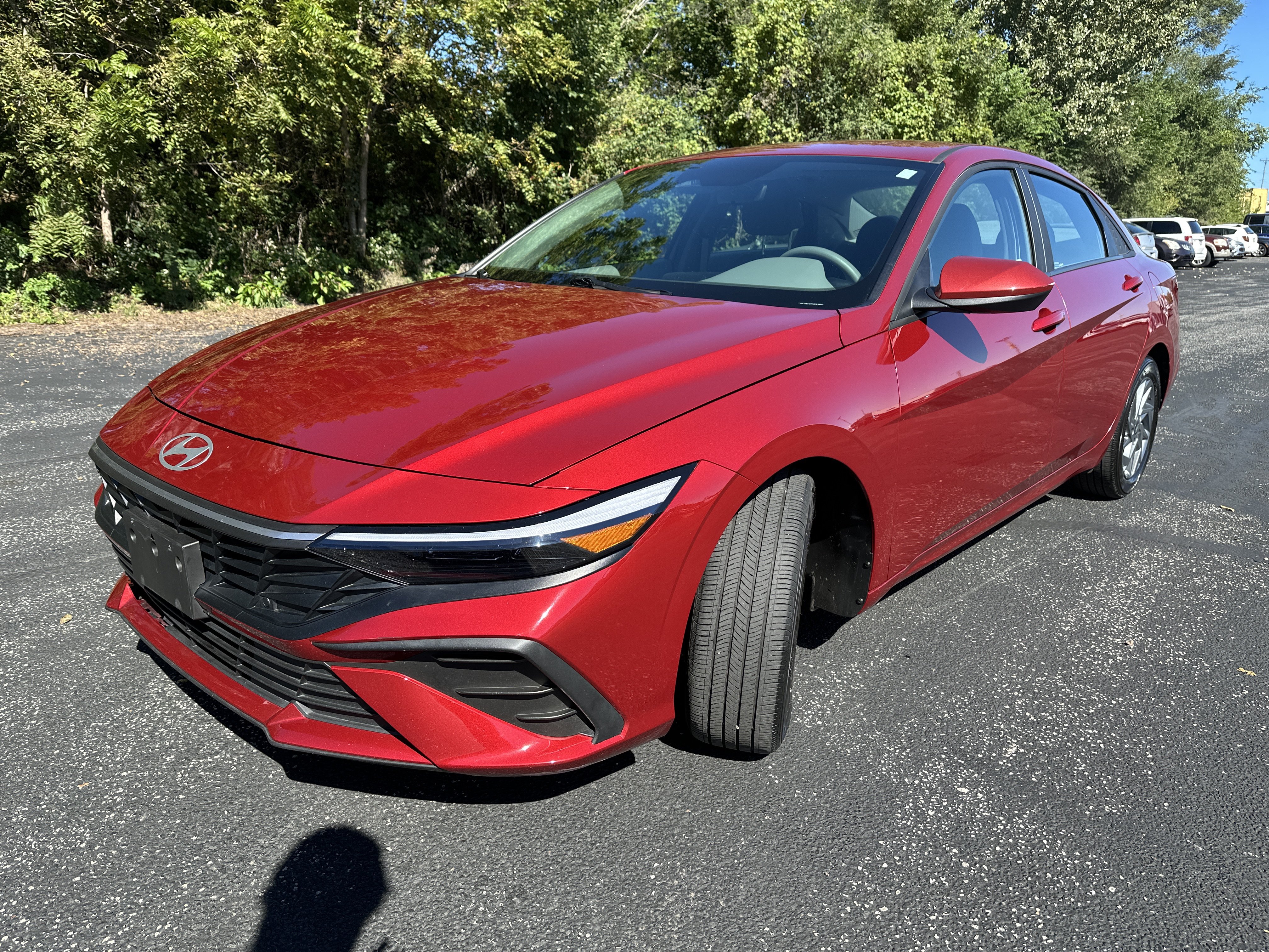 Certified 2024 Hyundai Elantra SEL FWD image 3