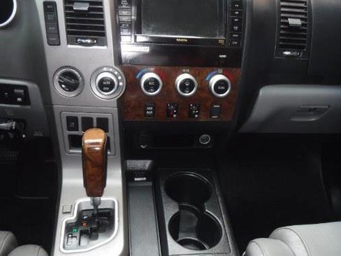 Used 2012 Toyota Tundra Limited w/ Platinum Pkg image 7