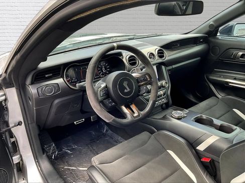 Used 2020 Ford Mustang Shelby GT500 w/ Technology Package RWD image 14