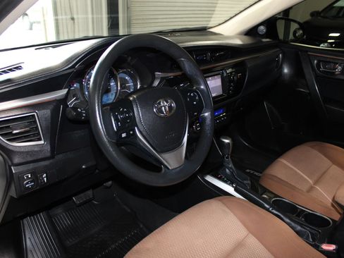 Used 2014 Toyota Corolla LE FWD image 20