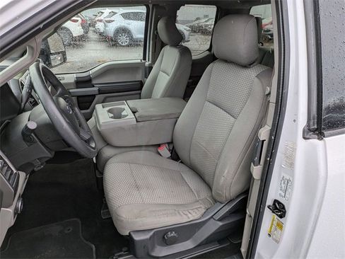 Used 2015 Ford F150 XLT w/ Trailer Tow Package image 7