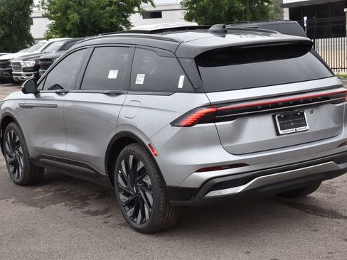New 2026 Lincoln Nautilus Reserve w/ Jet Appearance Package AWD/4WD image 16