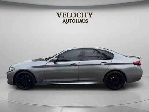Used 2021 BMW M550i xDrive w/ Parking Assistance Package AWD/4WD image 4