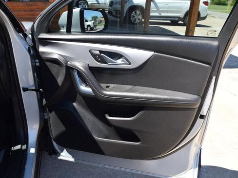 Used 2022 Chevrolet Blazer LT image 13