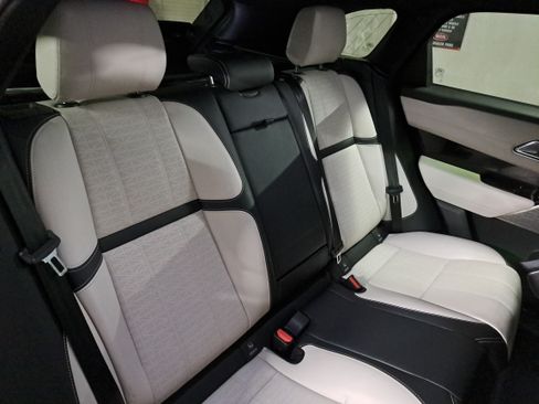 Used 2018 Land Rover Range Rover Velar R-Dynamic HSE AWD/4WD image 12