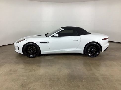 Used 2018 Jaguar F-TYPE Convertible RWD image 17
