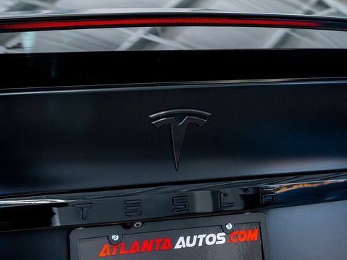 Used 2022 Tesla Model X Plaid image 25