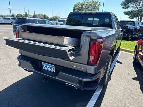Used 2021 GMC Sierra 1500 Denali w/ Denali Ultimate Package AWD/4WD image 3