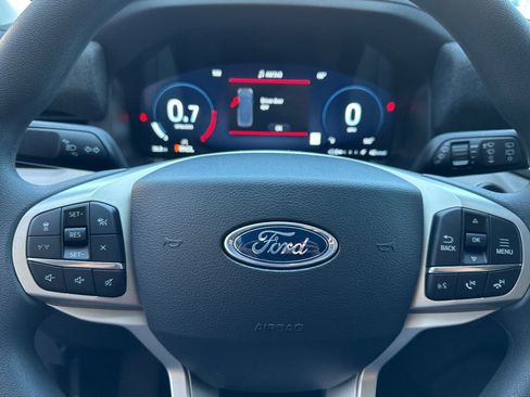 New 2026 Ford Explorer Active RWD image 25